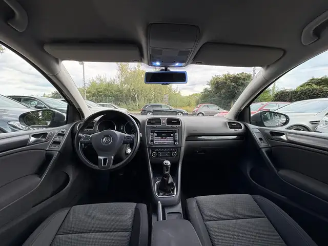 Volkswagen Golf view 10