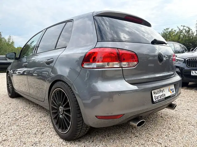 Volkswagen Golf view 6