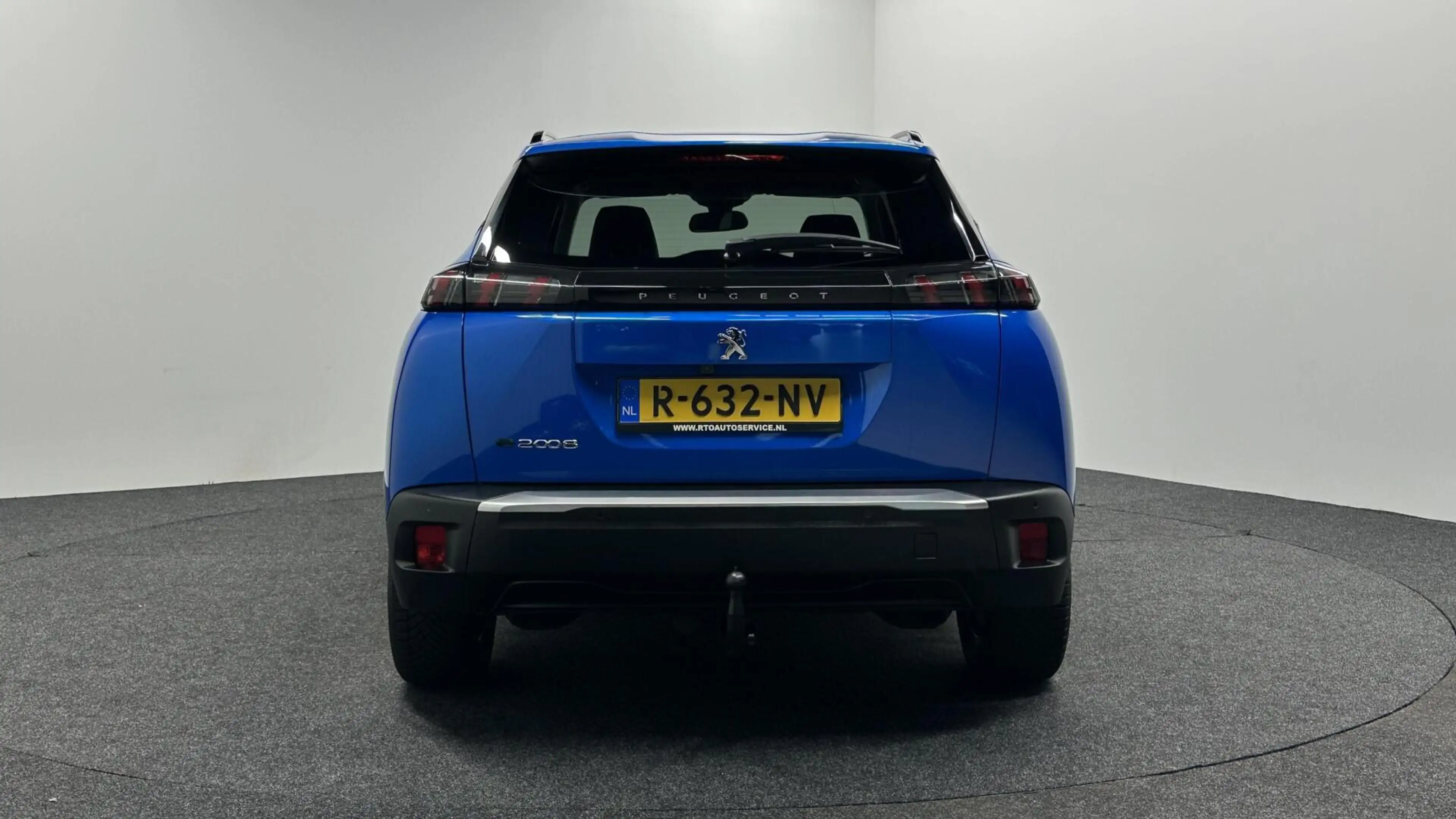 Peugeot e-2008 EV Allure Pack 50 kWh TREKHAAK 360 CAMERA NAVI CAR — photo 7