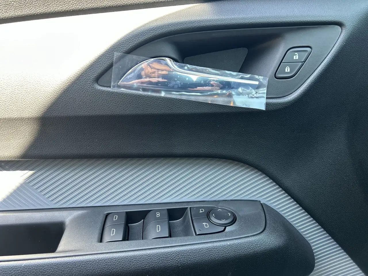 Chevrolet Bolt снимка Chevrolet Bolt