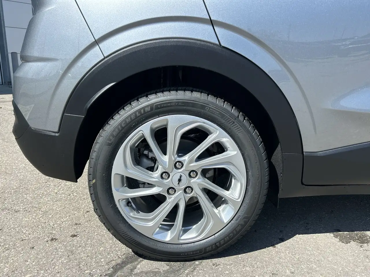 Chevrolet Bolt снимка Chevrolet Bolt