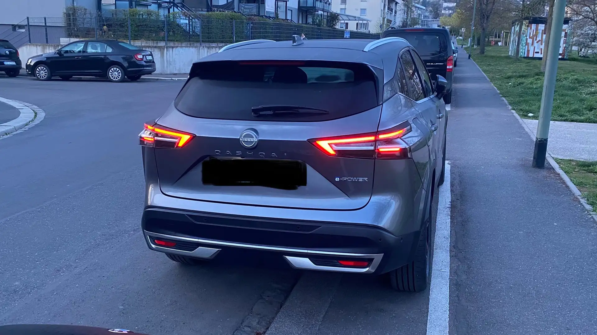 Nissan Qashqai 1.5 DIG-T DCT N-CONNECTA - 1