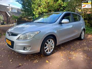 1.6i Dynamic Luxe / Airco / NAP/ Aux / Apk /