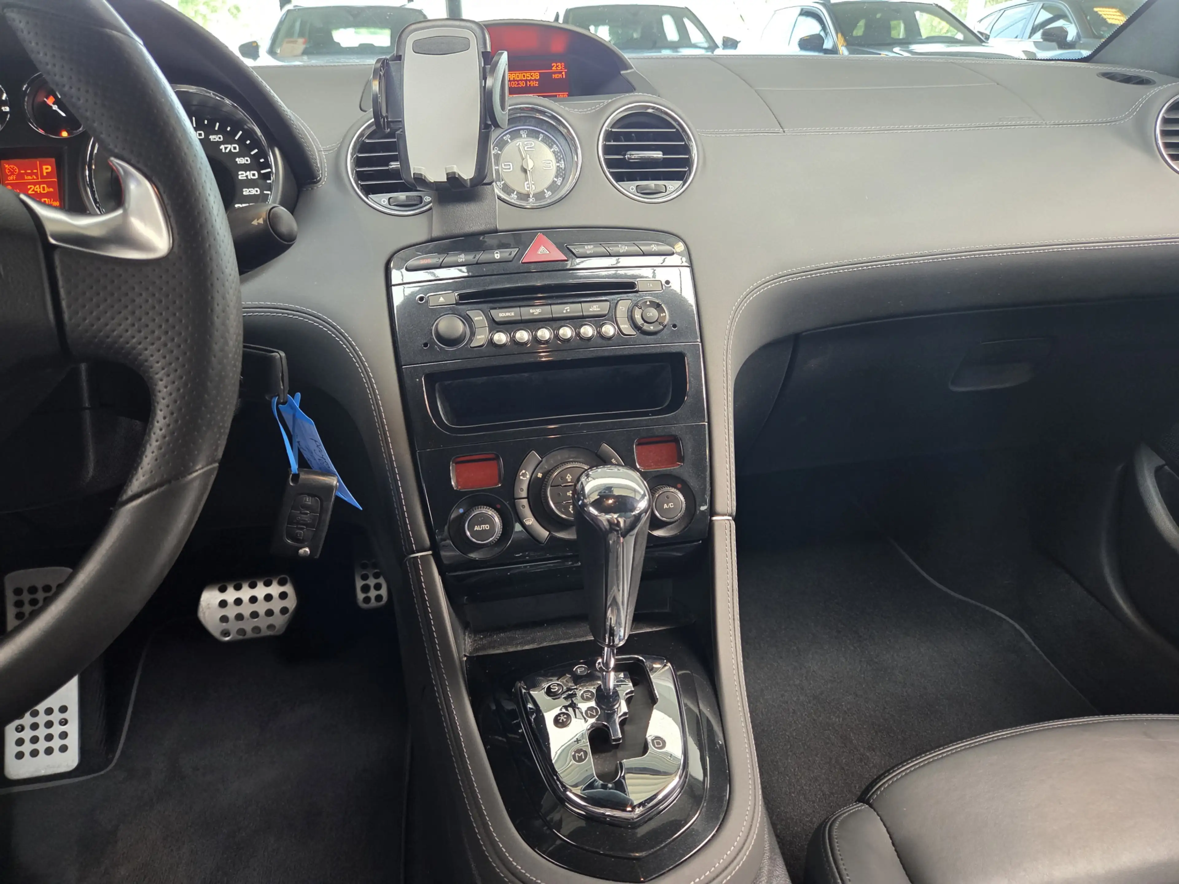 Peugeot RCZ 1.6 THP / Facelift — photo 27