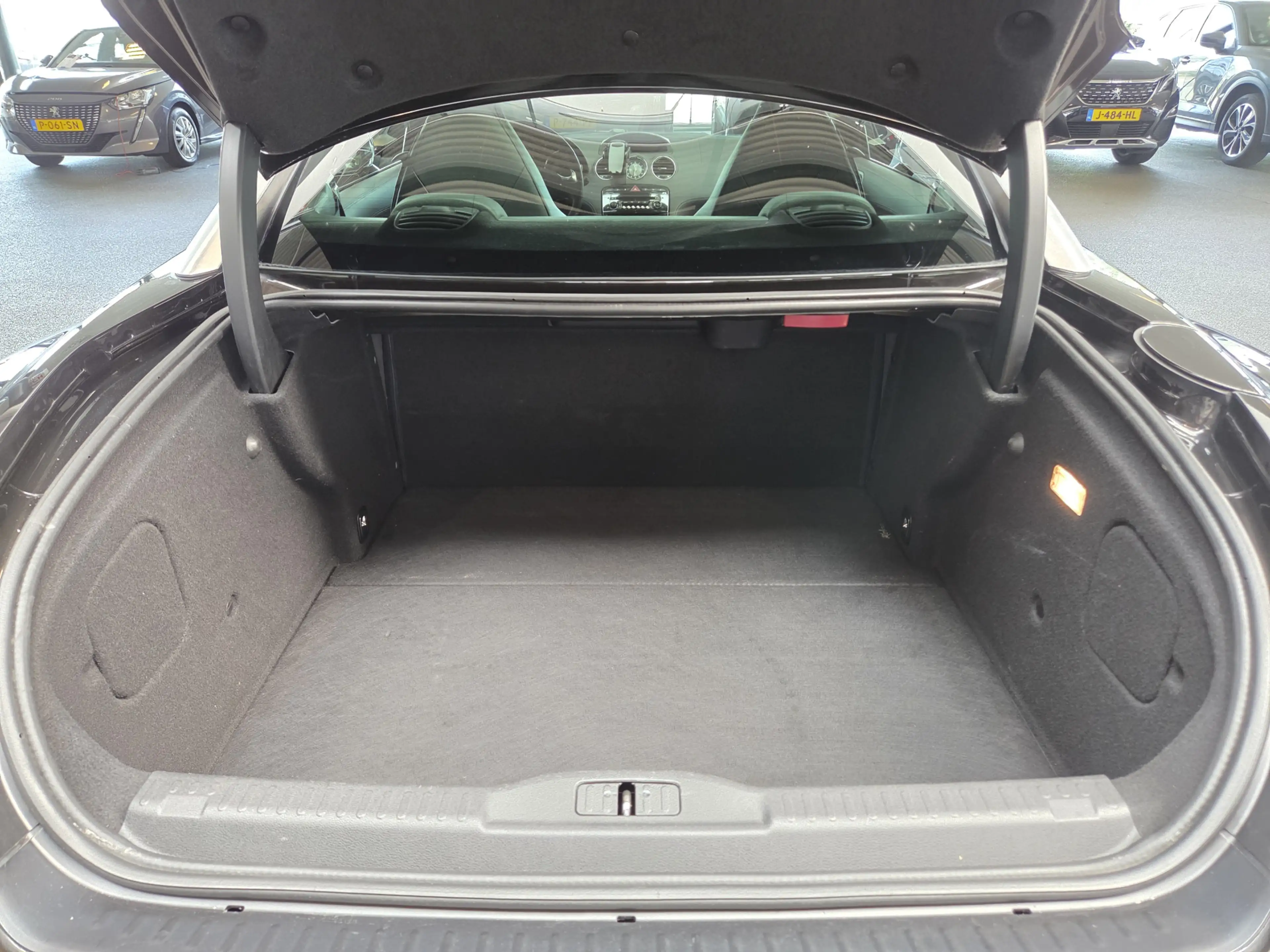 Peugeot RCZ 1.6 THP / Facelift — photo 34