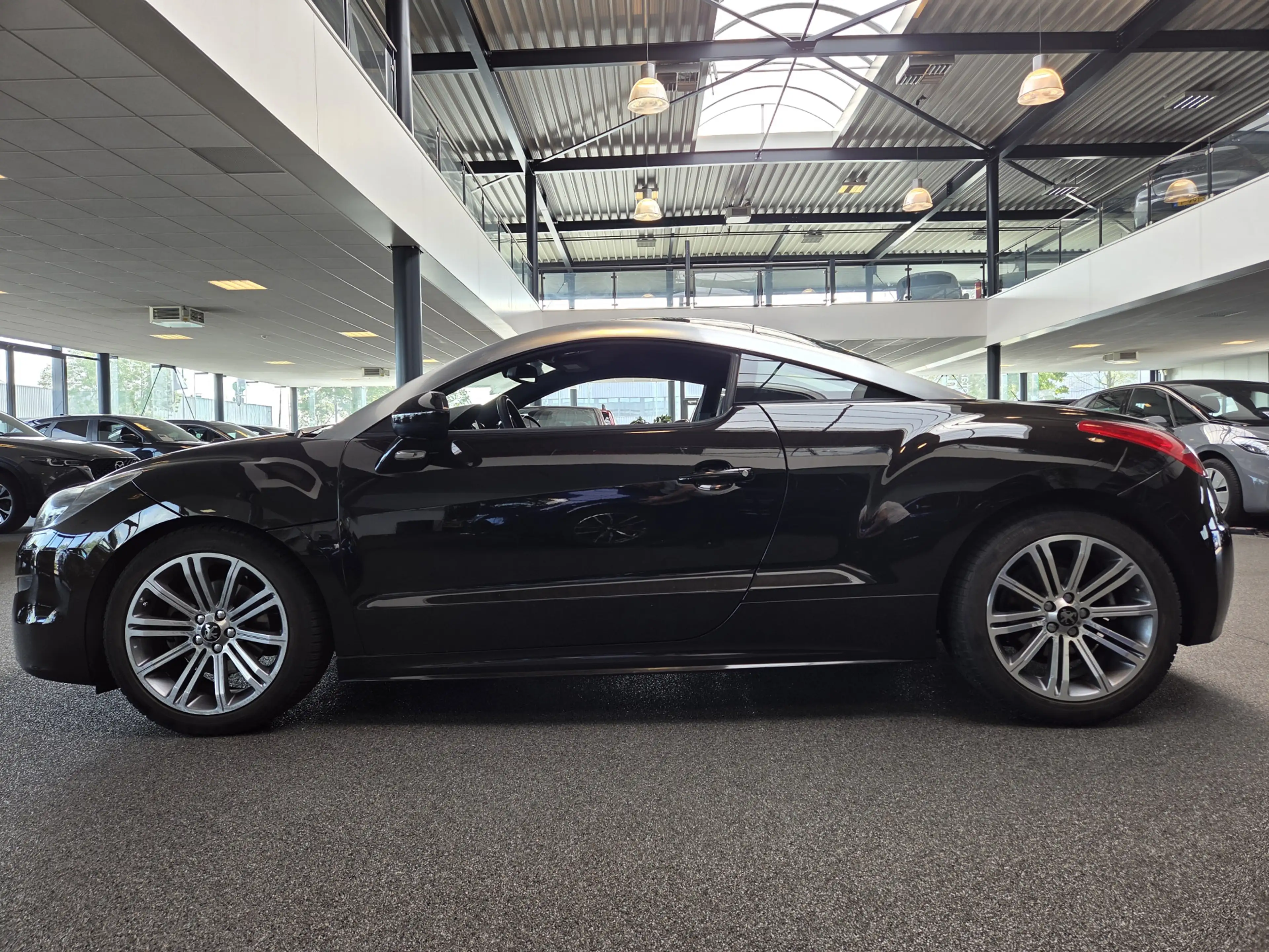 Peugeot RCZ 1.6 THP / Facelift — photo 2
