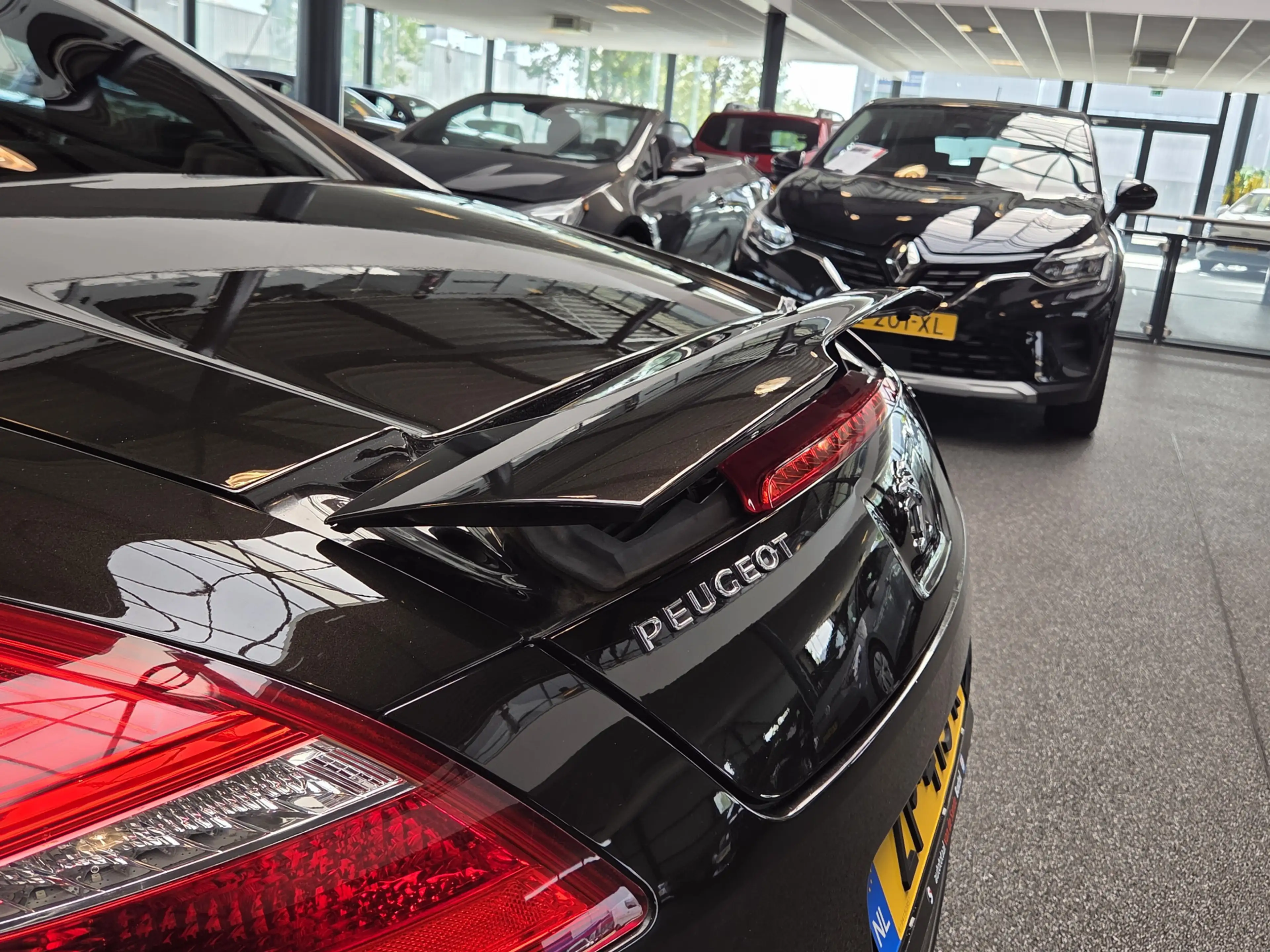 Peugeot RCZ 1.6 THP / Facelift — photo 11