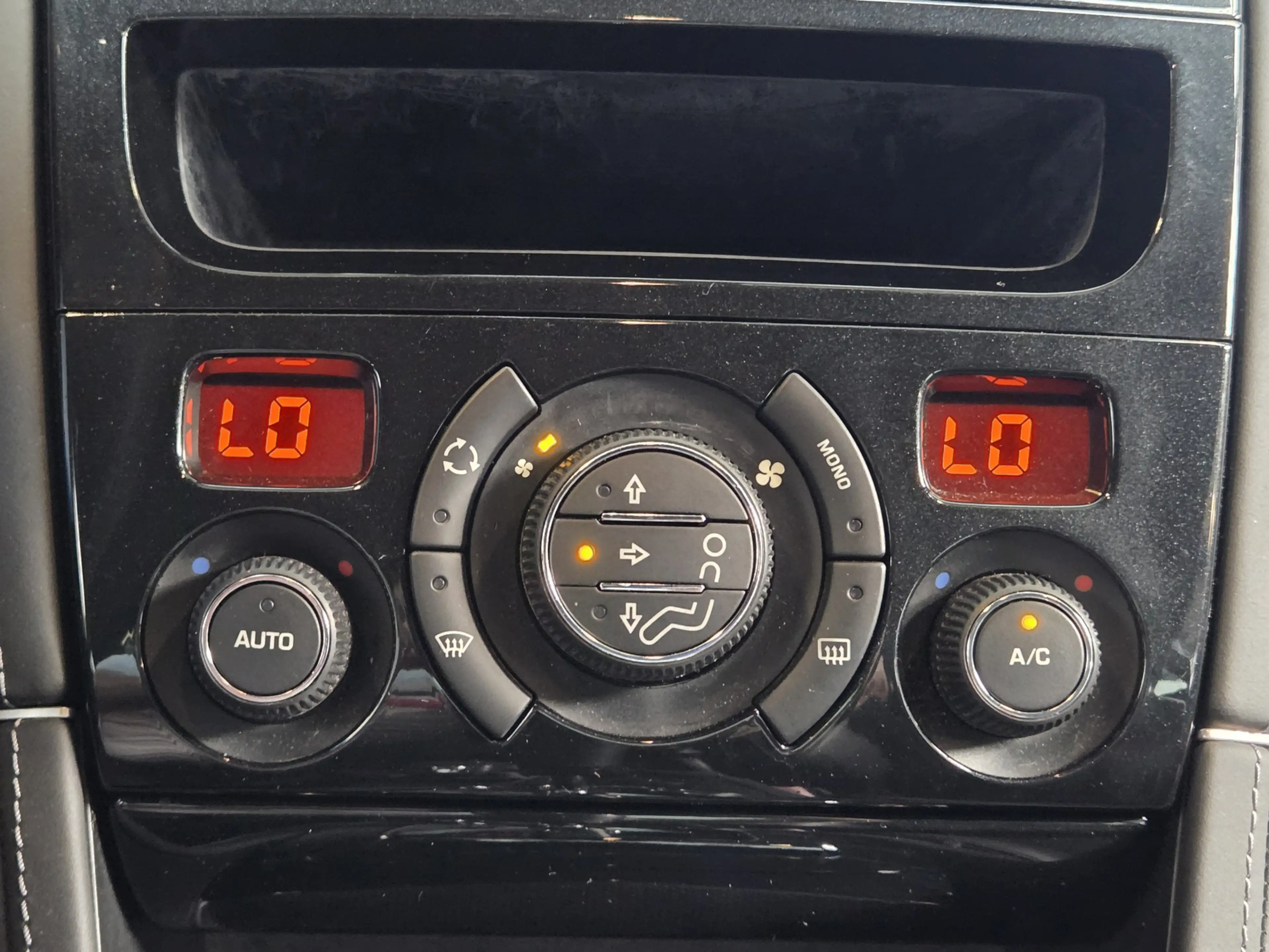 Peugeot RCZ 1.6 THP / Facelift — photo 31