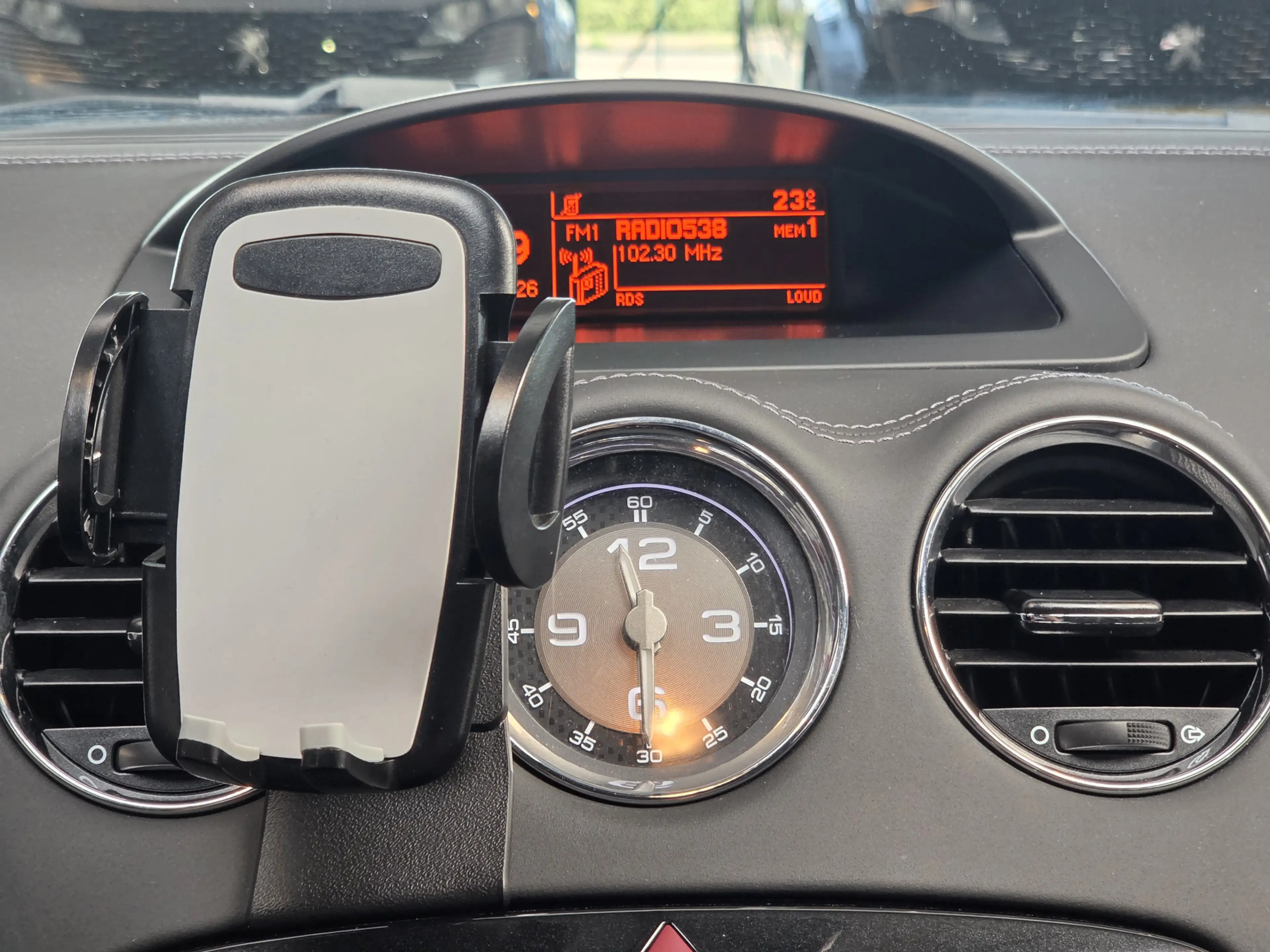 Peugeot RCZ 1.6 THP / Facelift — photo 29