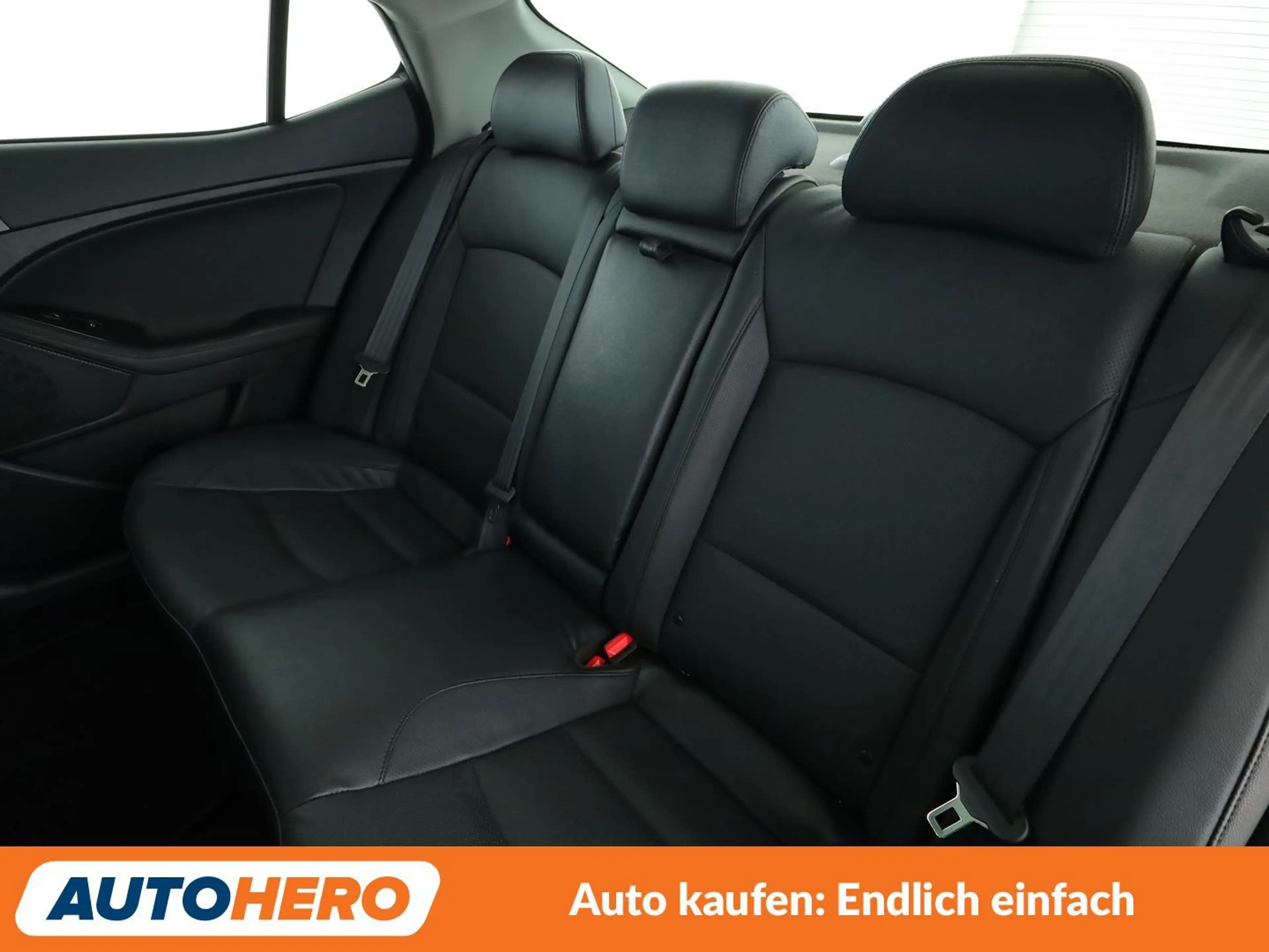 Kia Optima 1.7 CRDi Spirit Aut.*NAVI*XENON*CAM*SPUR*PDC*SHZ* — photo 14