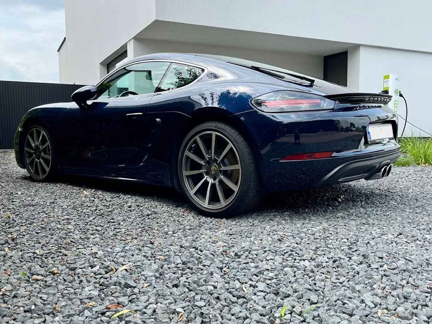 Porsche 718 CAYMAN 2.0 | PDK | 158 gram CO2 | Carrera Classic plava - 2