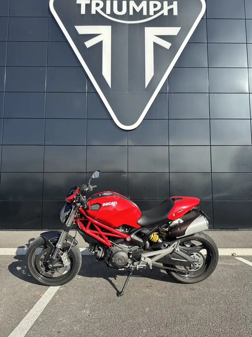 Ducati Monster 696 Rouge - 2