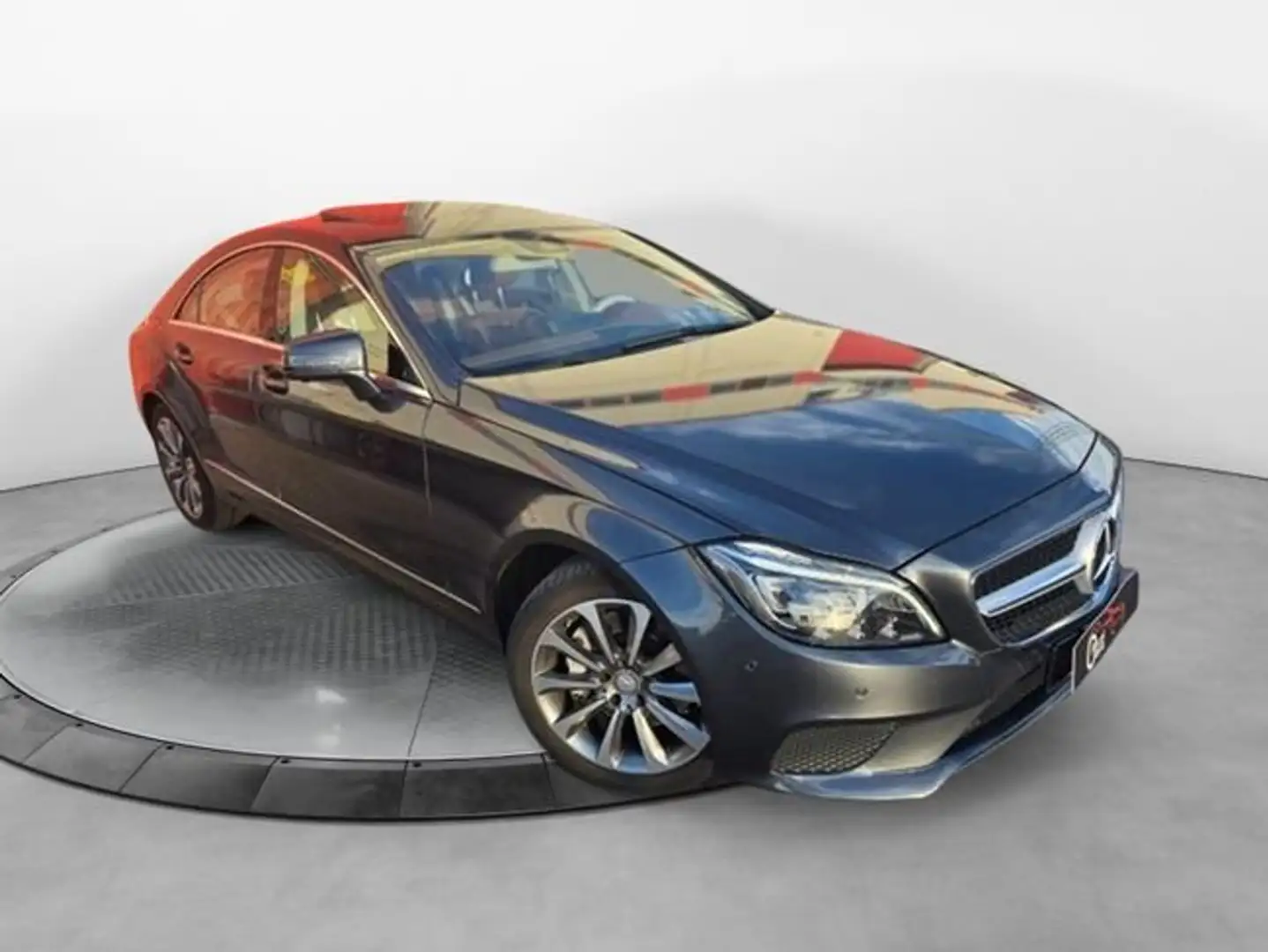 Mercedes-Benz A 200 Luxury Gris - 1