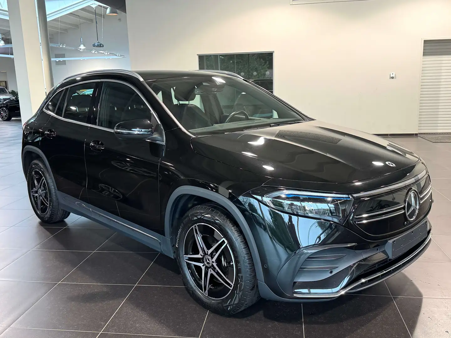Mercedes-Benz EQA 250 Amg Mbux, Led, DAB, Camera Noir - 2