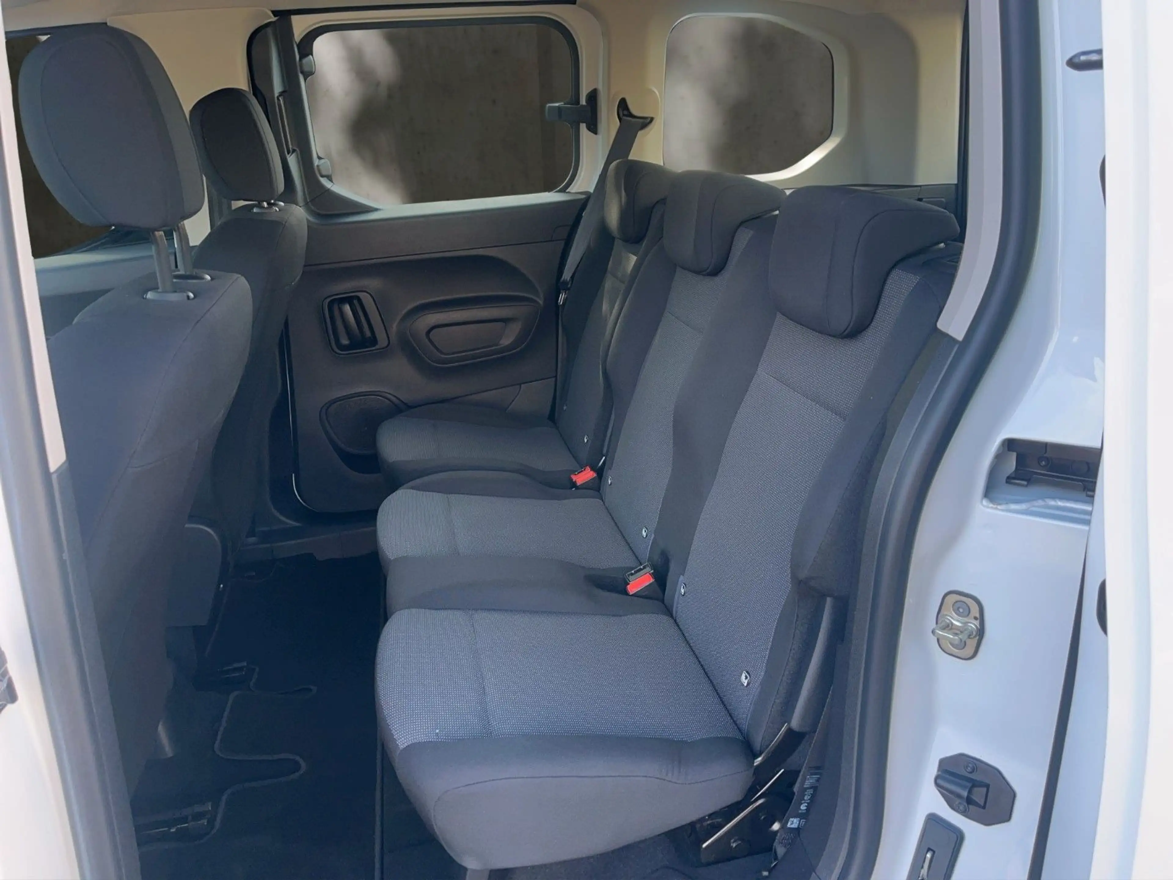 Opel Combo Life E/1.Hand/2xSchiebetür/Euro6 — photo 15
