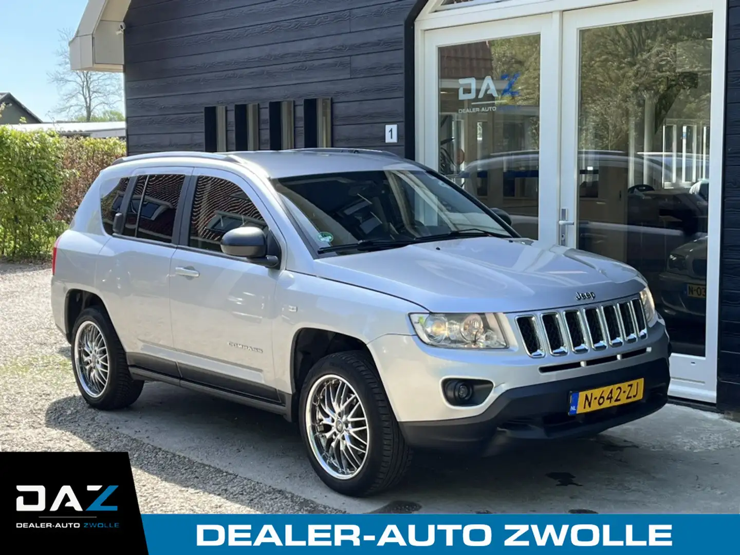 Jeep Compass 2.4 70th Anniversary 4WD Aut/Ecc/Leer/Navi/Lm Gri - 1