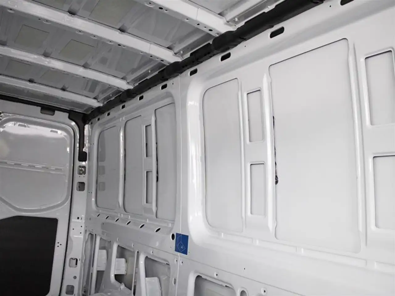 Mercedes-Benz Sprinter снимка Mercedes-Benz Sprinter