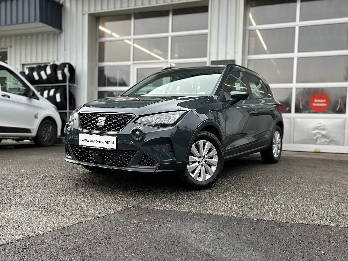 SEAT Arona 1,0 Eco TSI Reference Edition Blau - 1