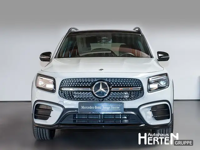 Mercedes-Benz GLB Class view 2