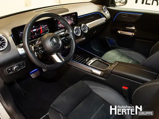 Mercedes-Benz GLB Class view 8