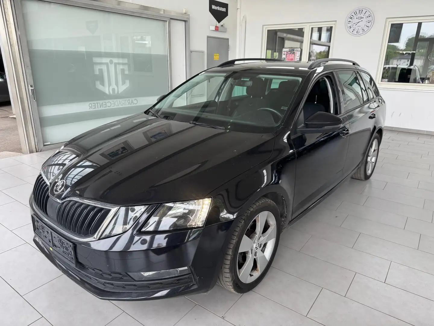 Skoda Octavia Combi 1,6 TDI Ambition DSG Nero - 1