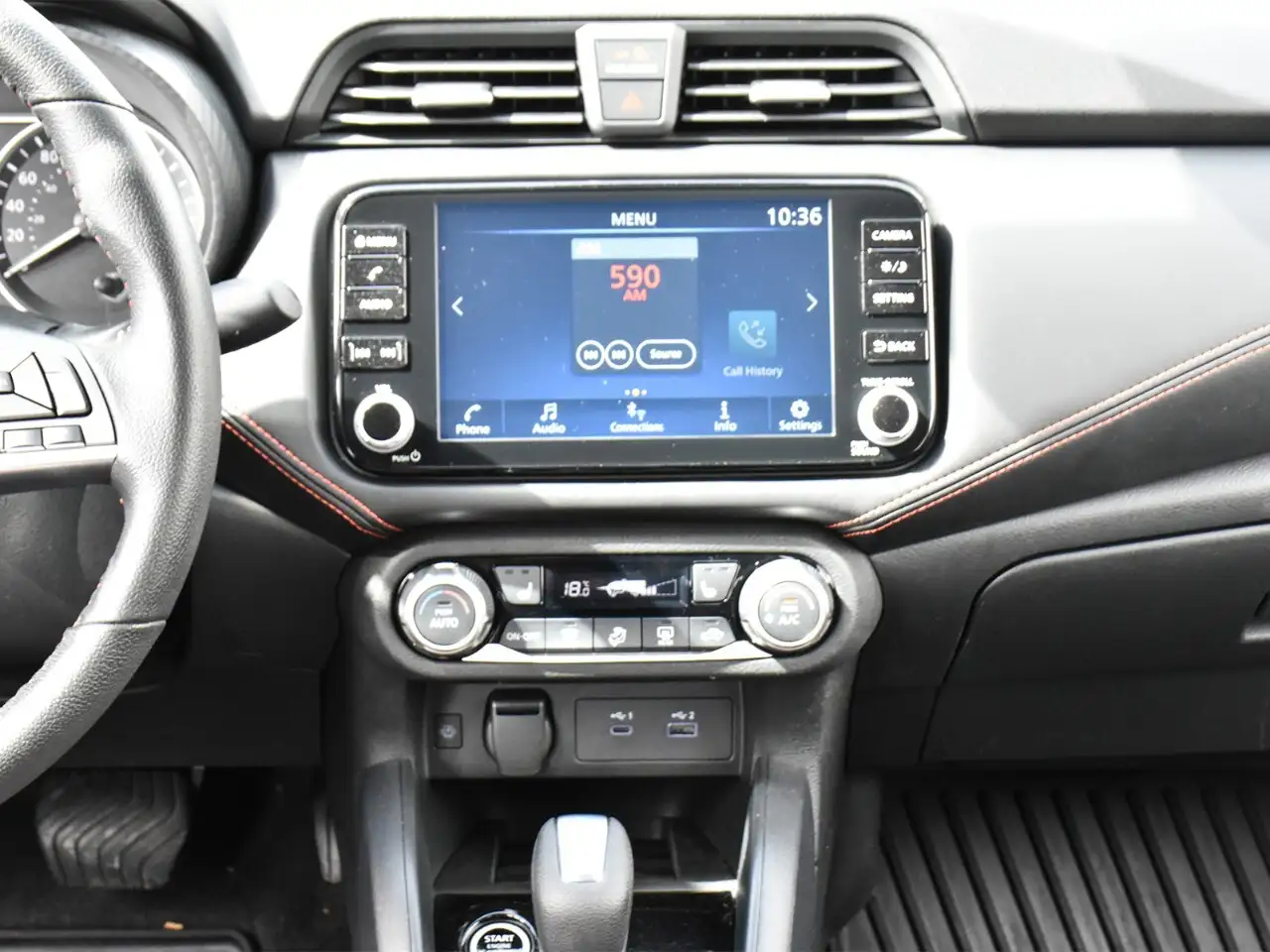Nissan Versa снимка Nissan Versa