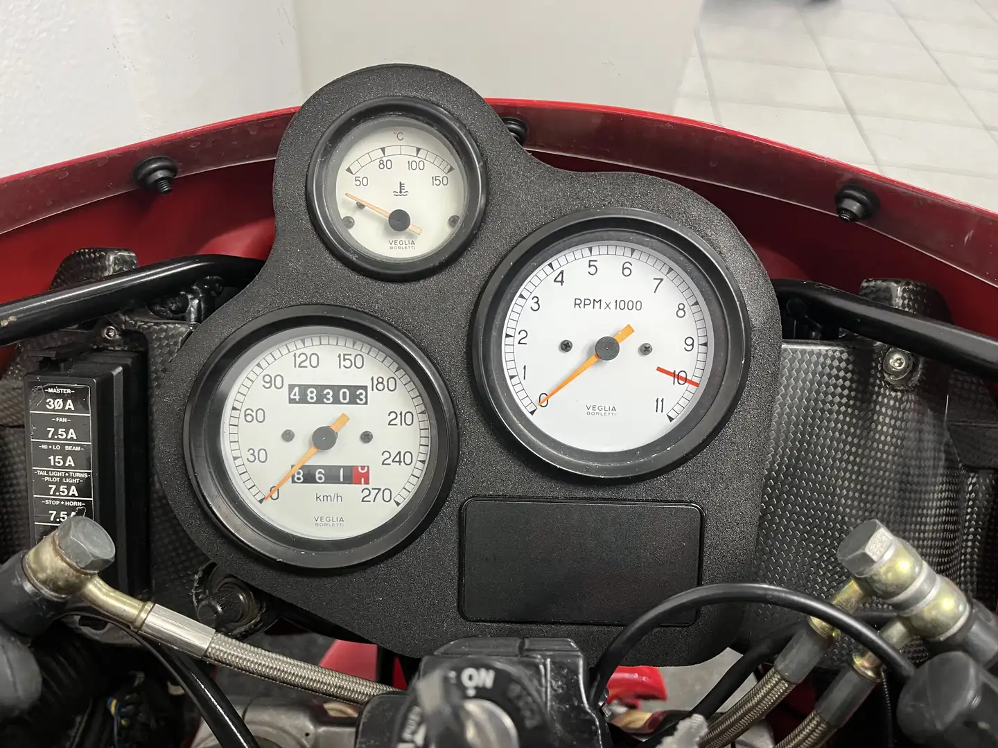 Ducati 851 STRADA crvena - 2