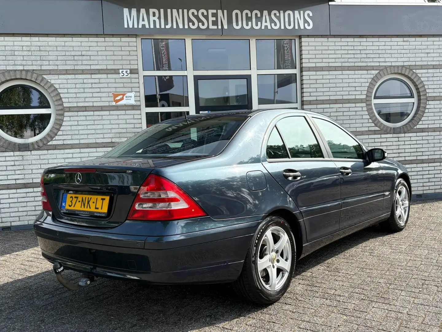Mercedes-Benz C 180 K. Elegance |Automaat|PDC,Cruise,Trekh| Zwart - 2
