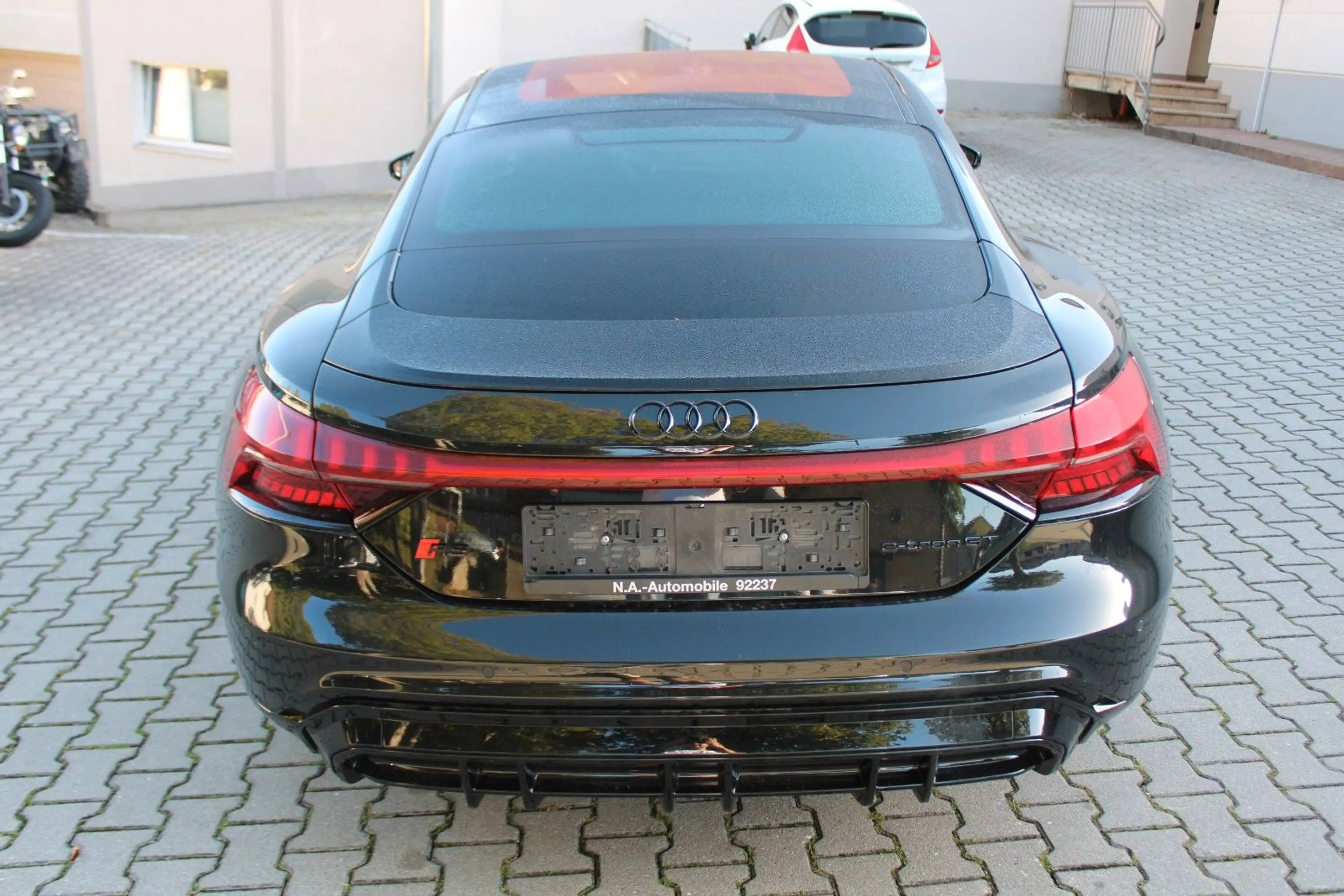 Audi e-tron GT RS quattro — photo 6