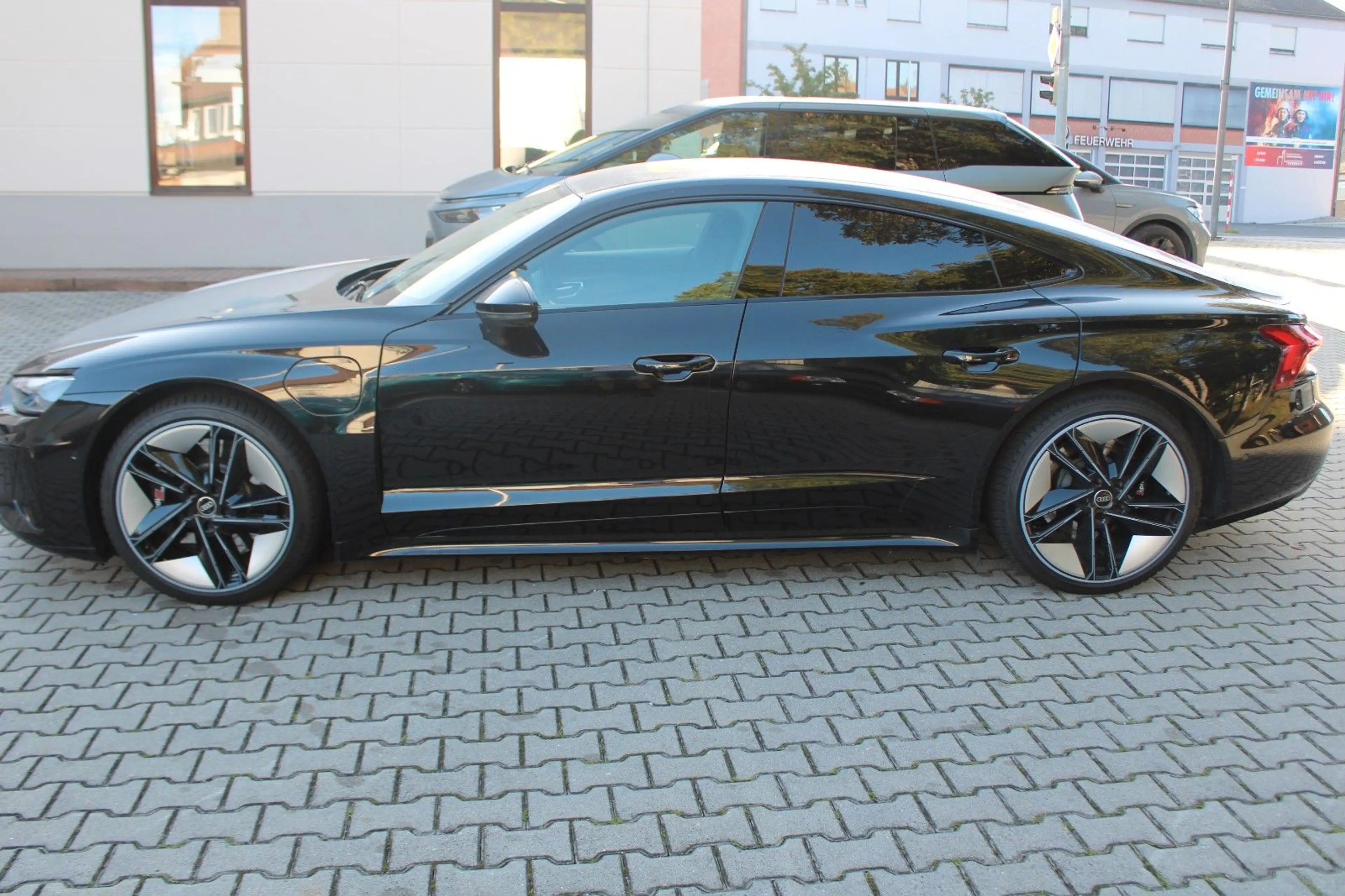 Audi e-tron GT RS quattro — photo 4