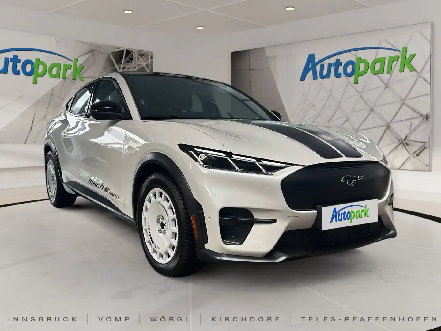 Ford Mustang Mach-E GT Crossover GT AWD Blanc - 2