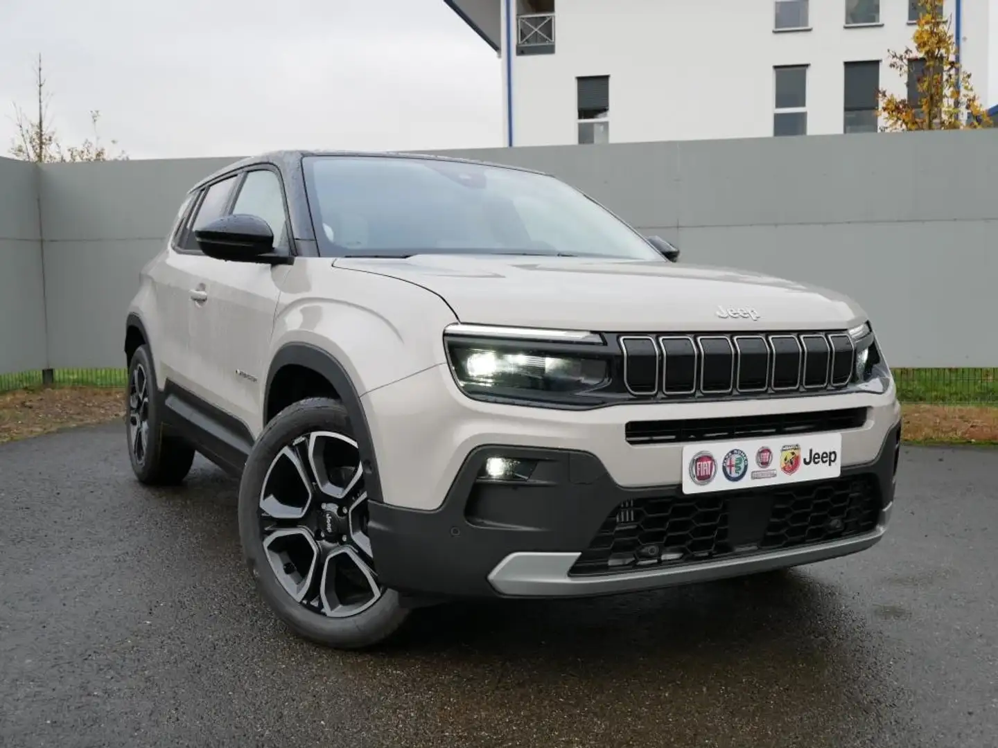 Jeep Avenger SUMMIT 1.2 T3 100 PS LED WINTER APPLE CARPLAY BICO Beige - 2