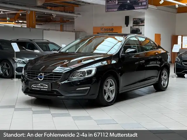 Volvo S60 Lim. Kinetic Automatik / 1. Hand / Navi