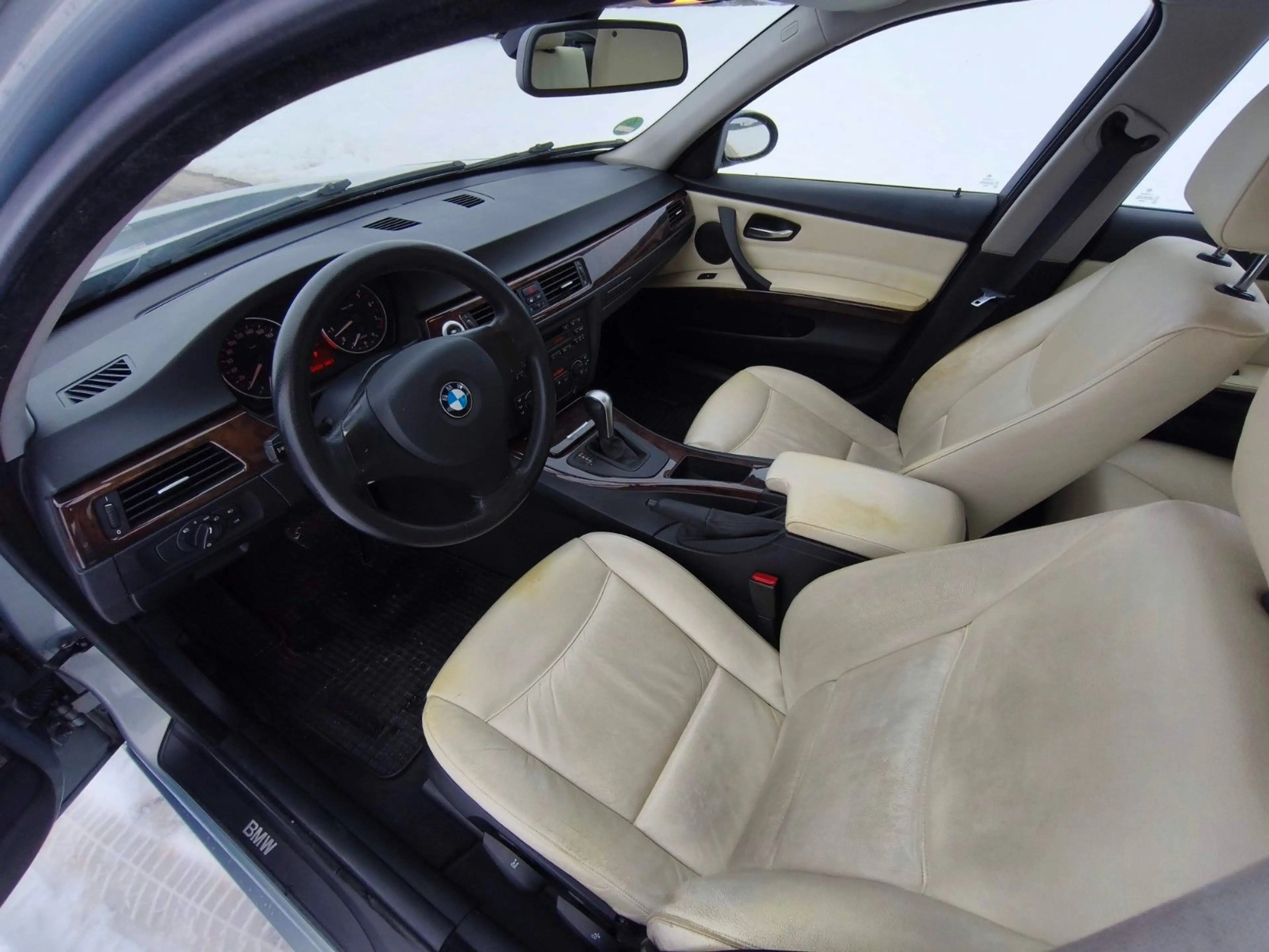 BMW 325 i *TÜV NEU* *AHK* — photo 9