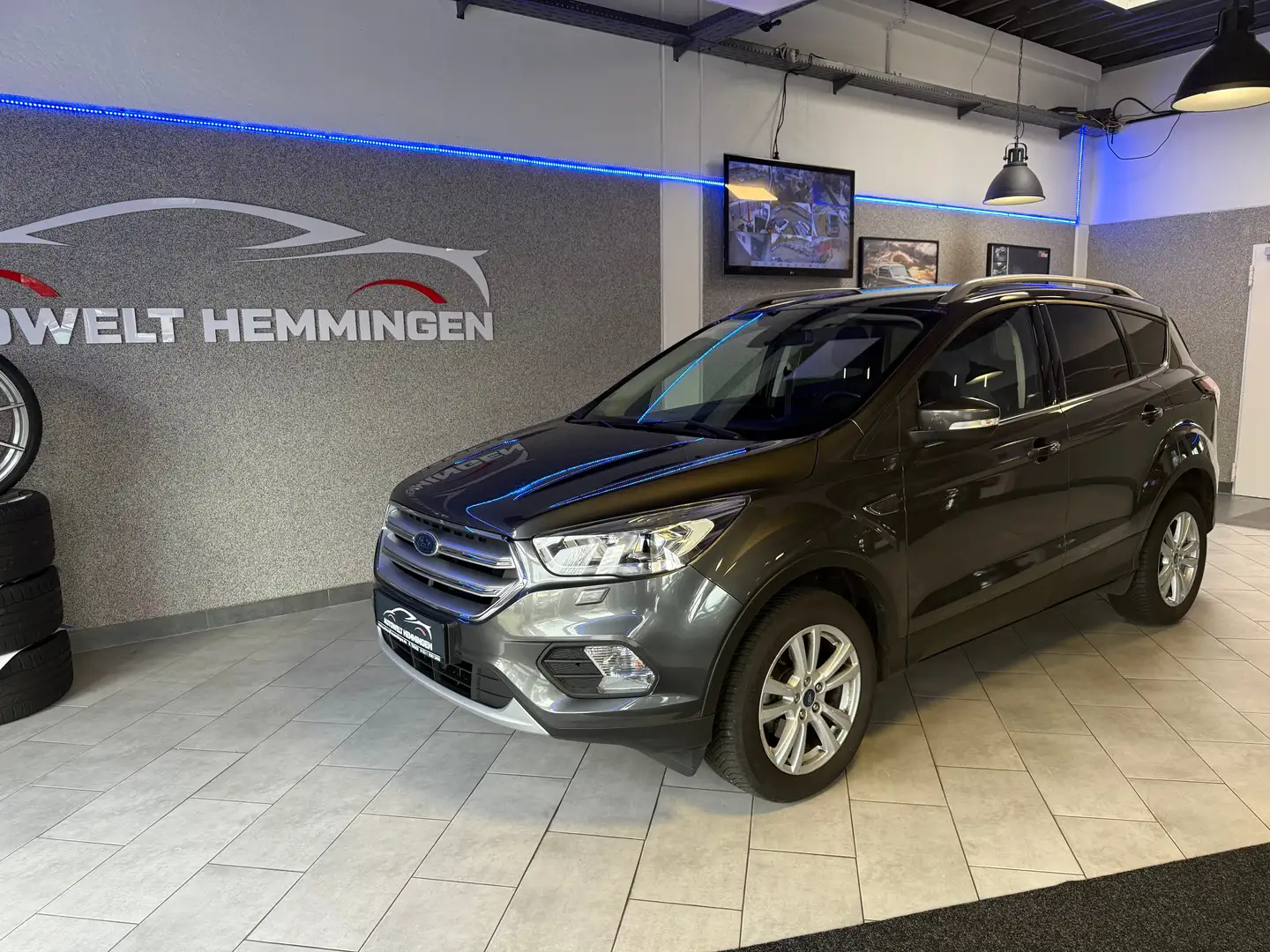 Ford Kuga 1.5 Cool & Connect*12M.Garantie*Finanzierung* Grau - 1