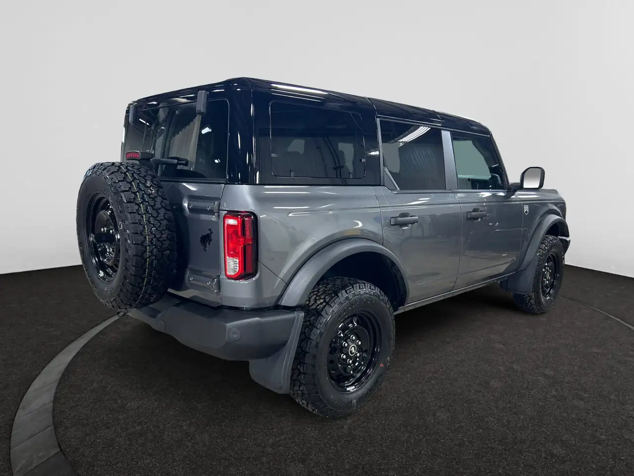 Ford Bronco снимка Ford Bronco