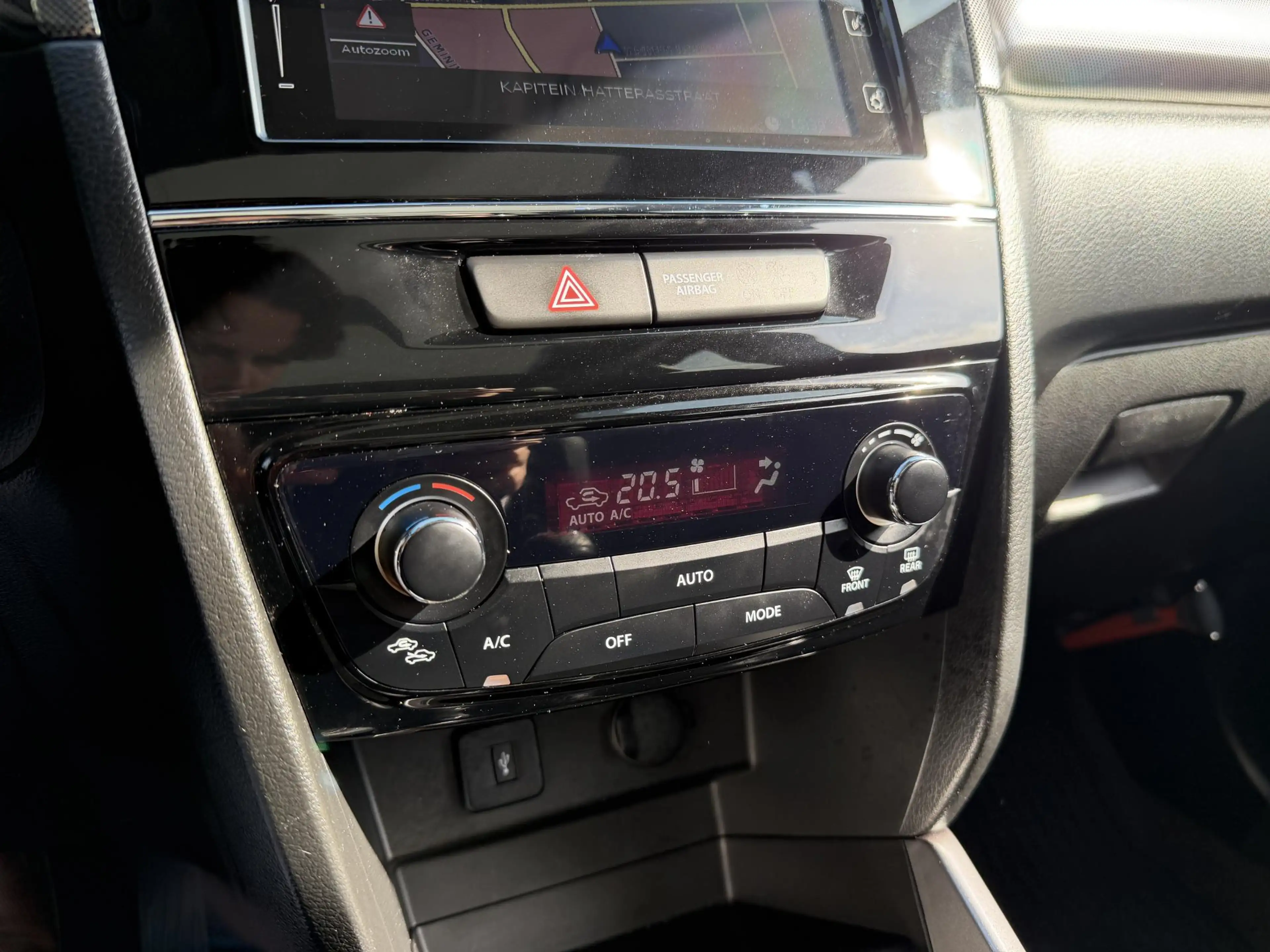 Suzuki Vitara 1.4 Boosterjet Style Smart Hybrid 129PK | Panorama — photo 13