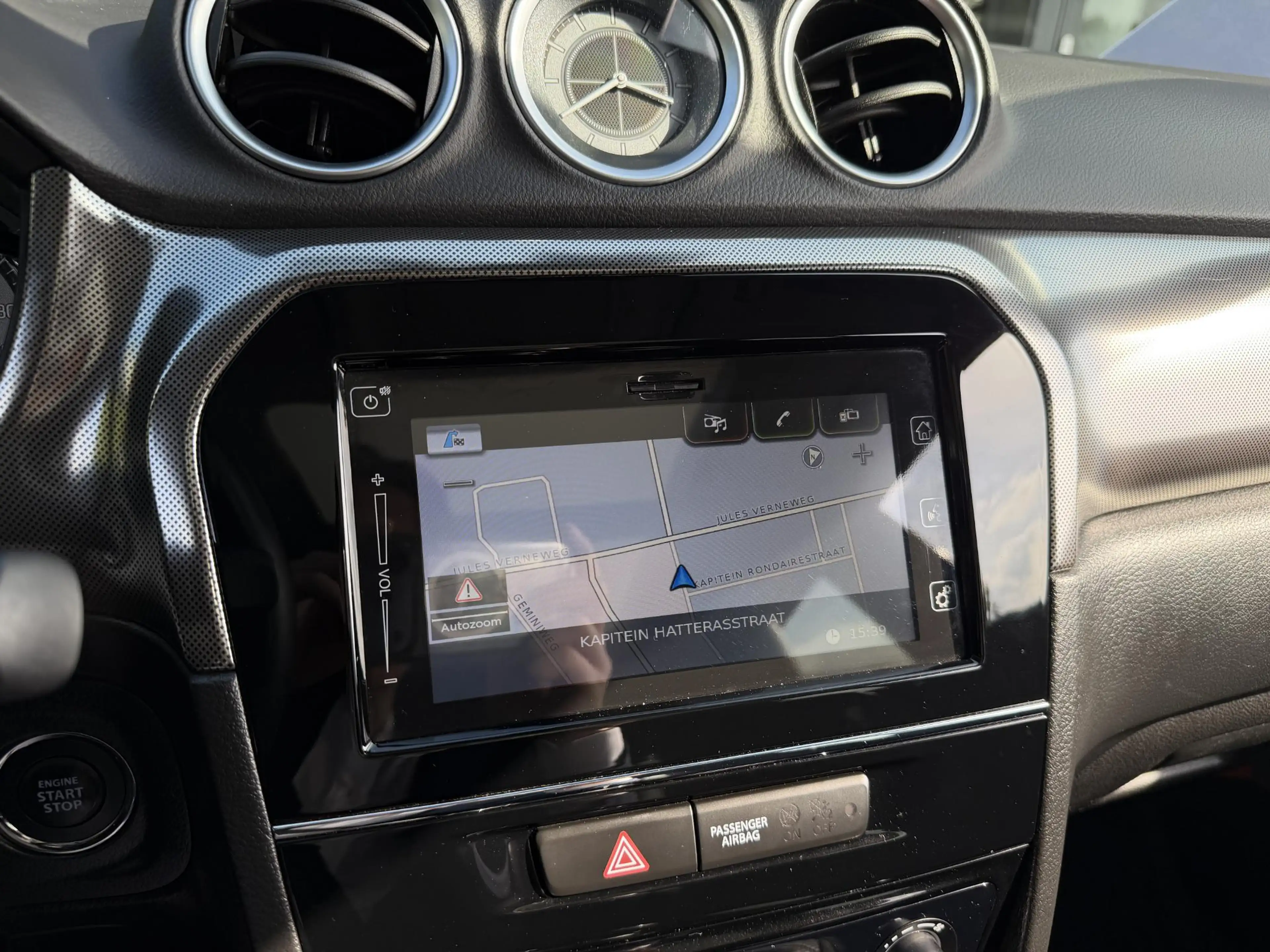 Suzuki Vitara 1.4 Boosterjet Style Smart Hybrid 129PK | Panorama — photo 11