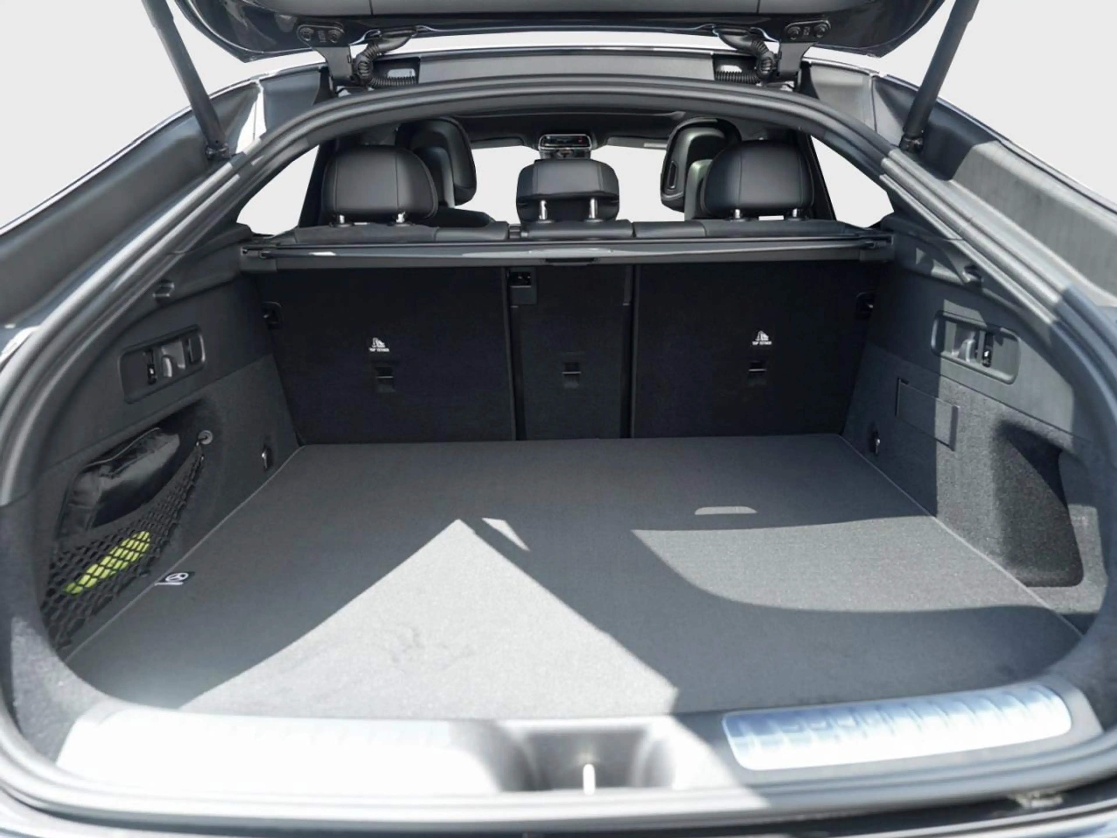 Mercedes-Benz GLC 220 d 4MATIC Coupé AMG Panorama Distronic — photo 6