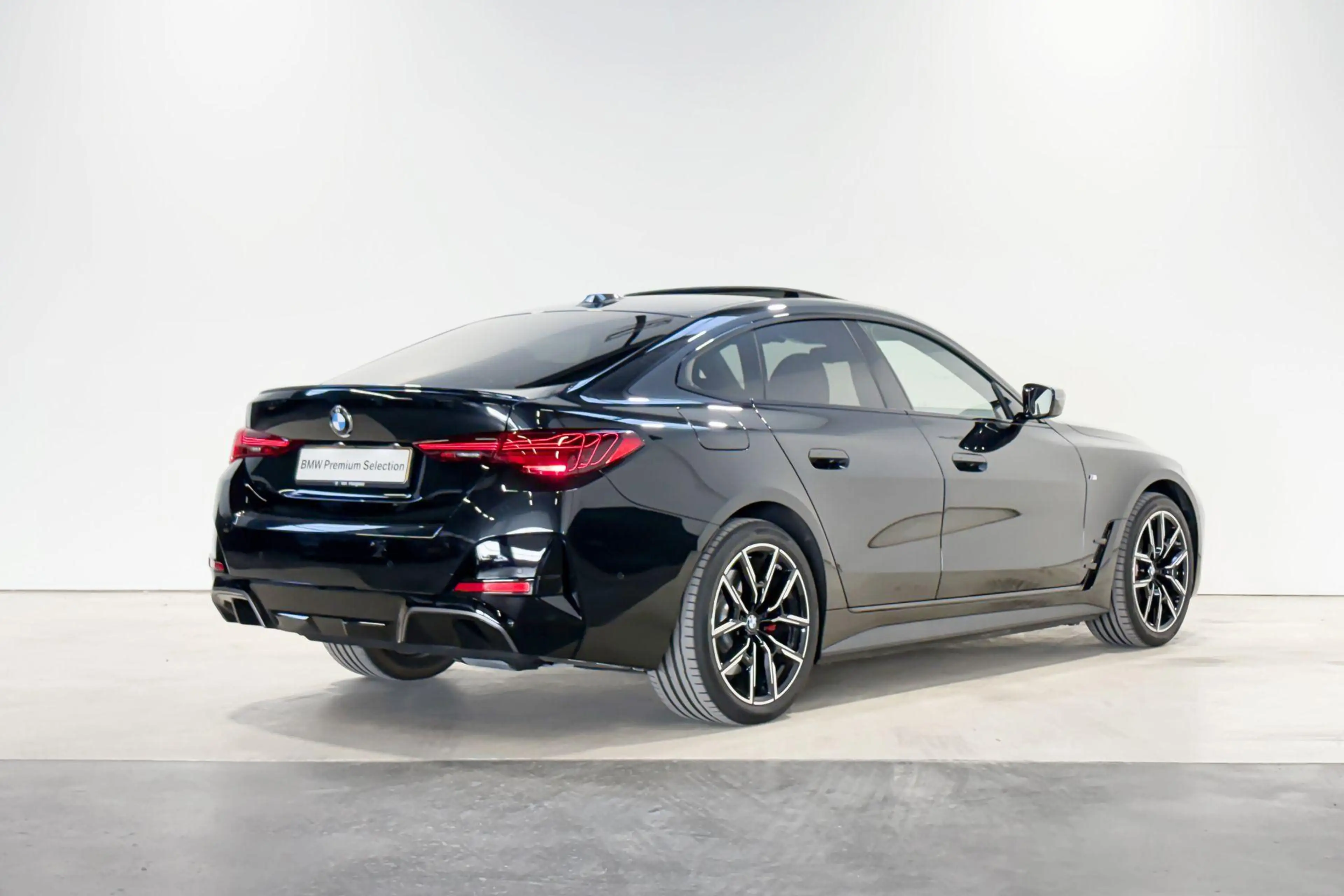 BMW i4 eDrive35 M Sport Edition M Sportpakket Pro — photo 6