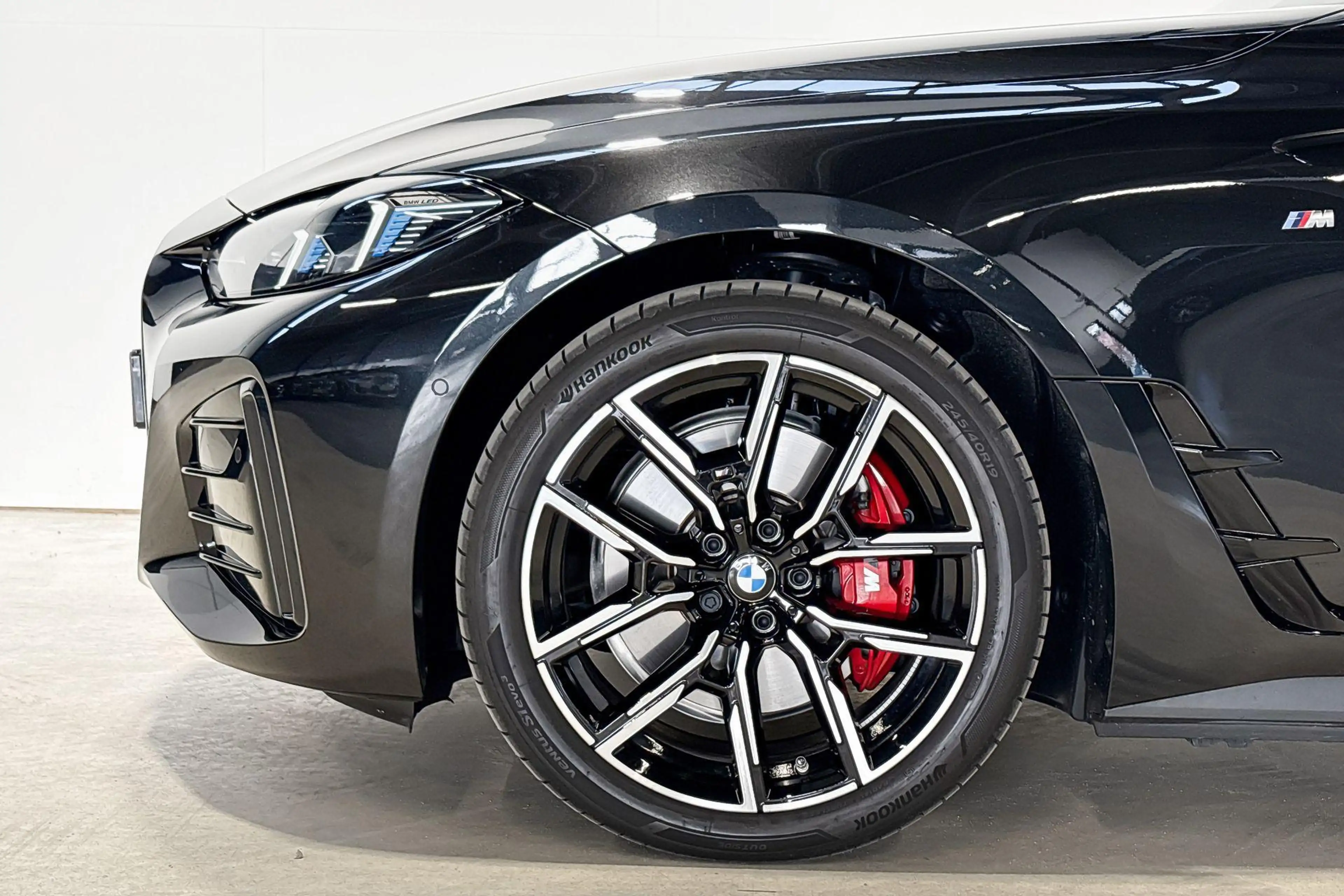 BMW i4 eDrive35 M Sport Edition M Sportpakket Pro — photo 4
