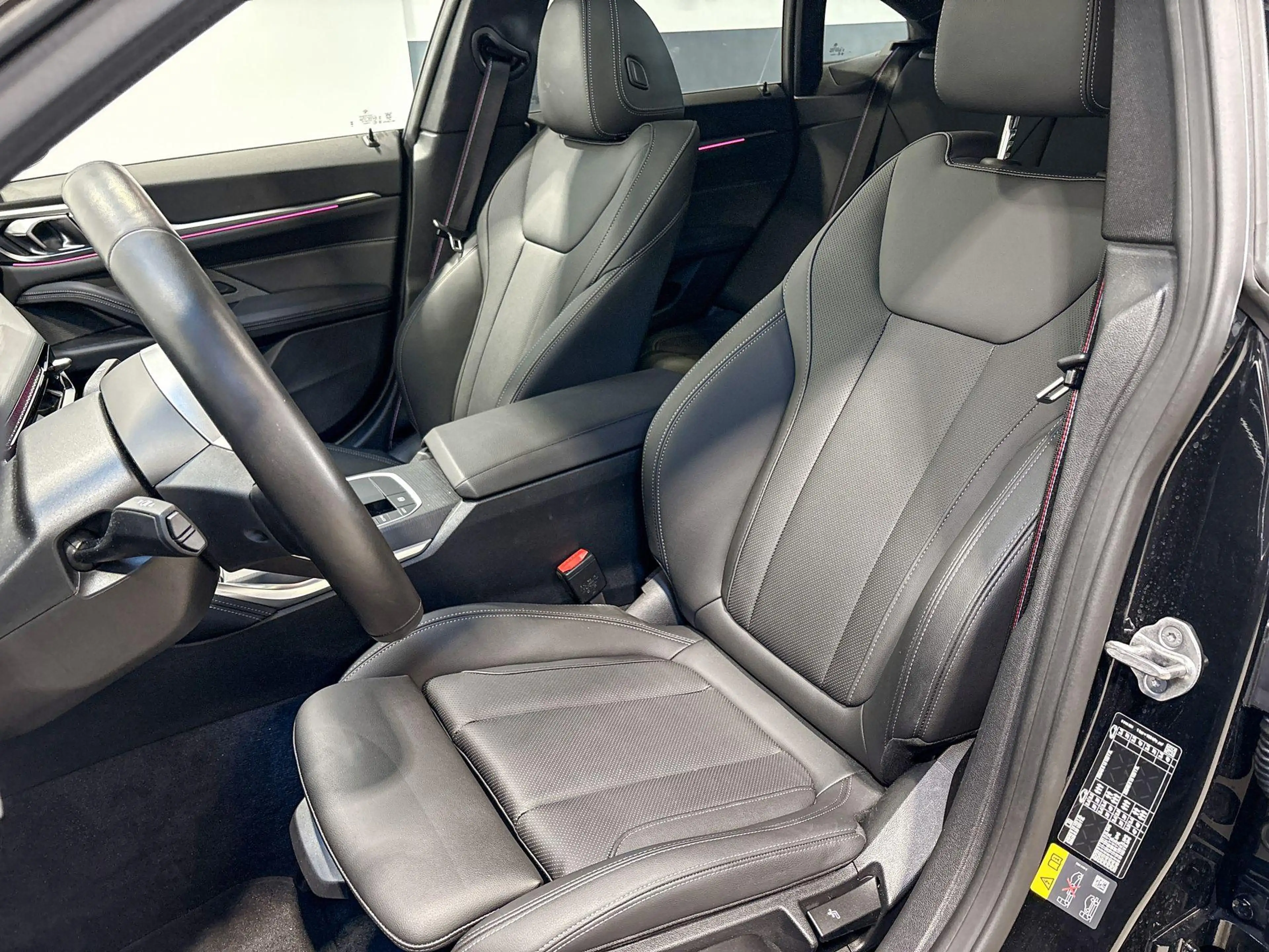 BMW i4 eDrive35 M Sport Edition M Sportpakket Pro — photo 9