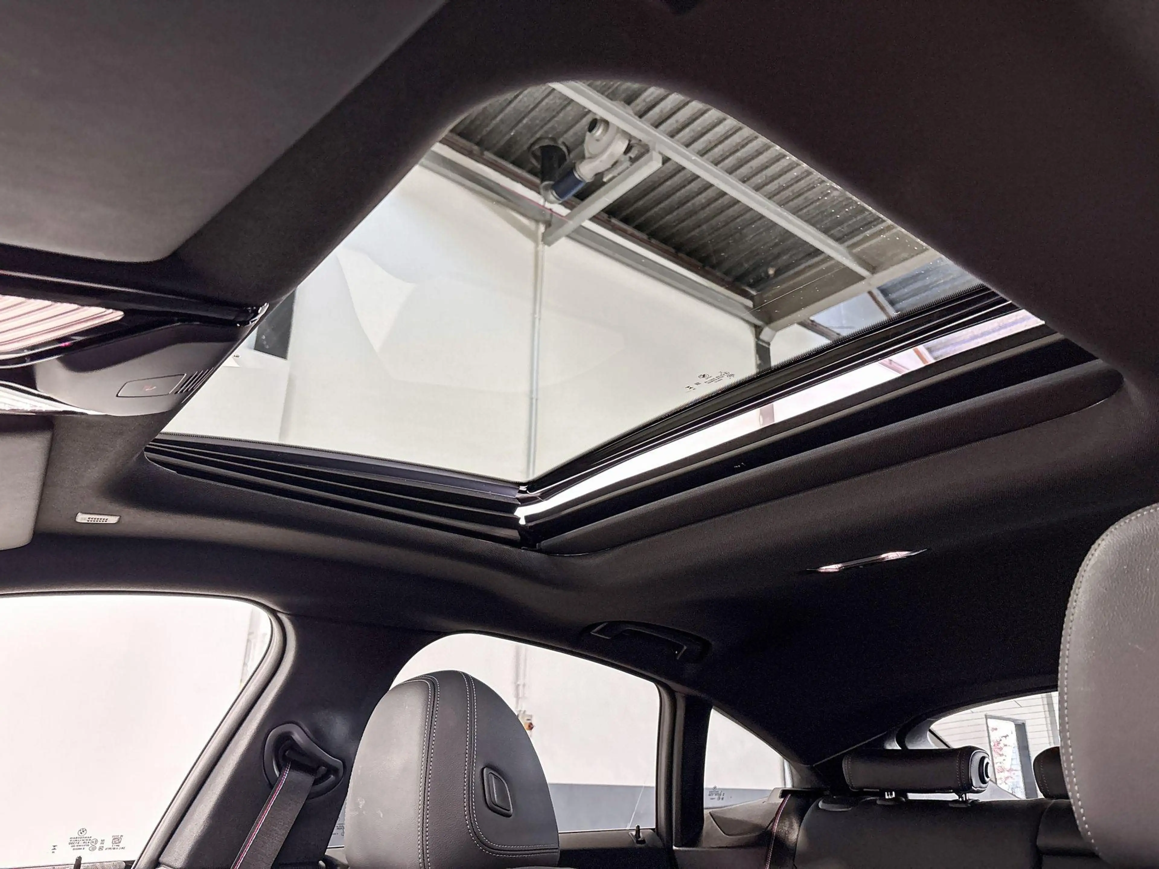BMW i4 eDrive35 M Sport Edition M Sportpakket Pro — photo 10