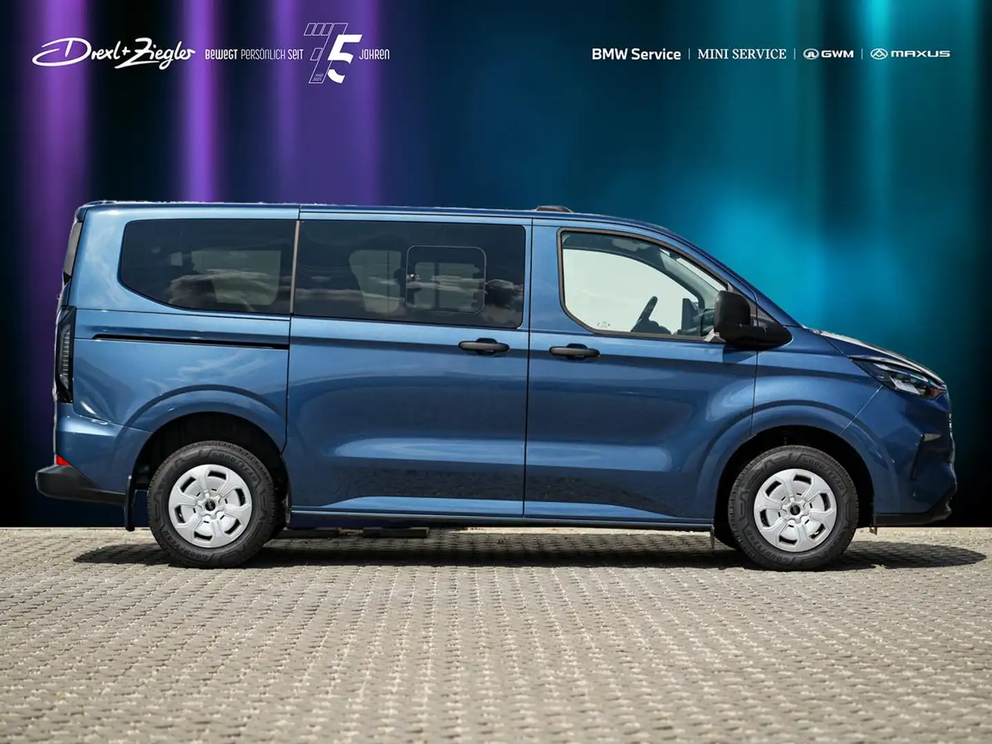 Ford Transit Custom L1 Trend 8-Sitze Navi AHK RFK LED Blau - 2