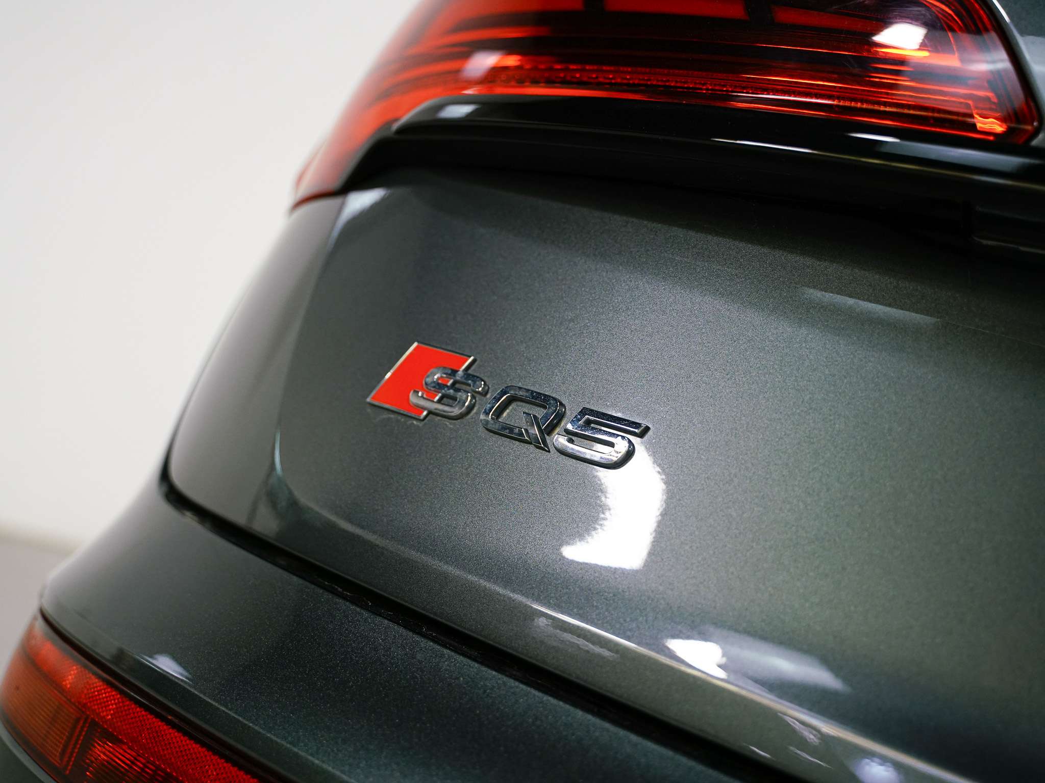 used 2021 Audi SQ5 car, priced at $35,900