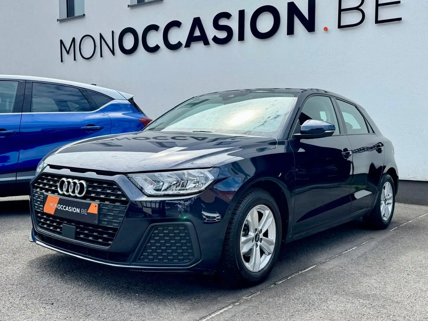 Audi A1 25 TFSI COCKPIT CARPLAY GPS CAPTEURS LED DE JOUR Blauw - 2
