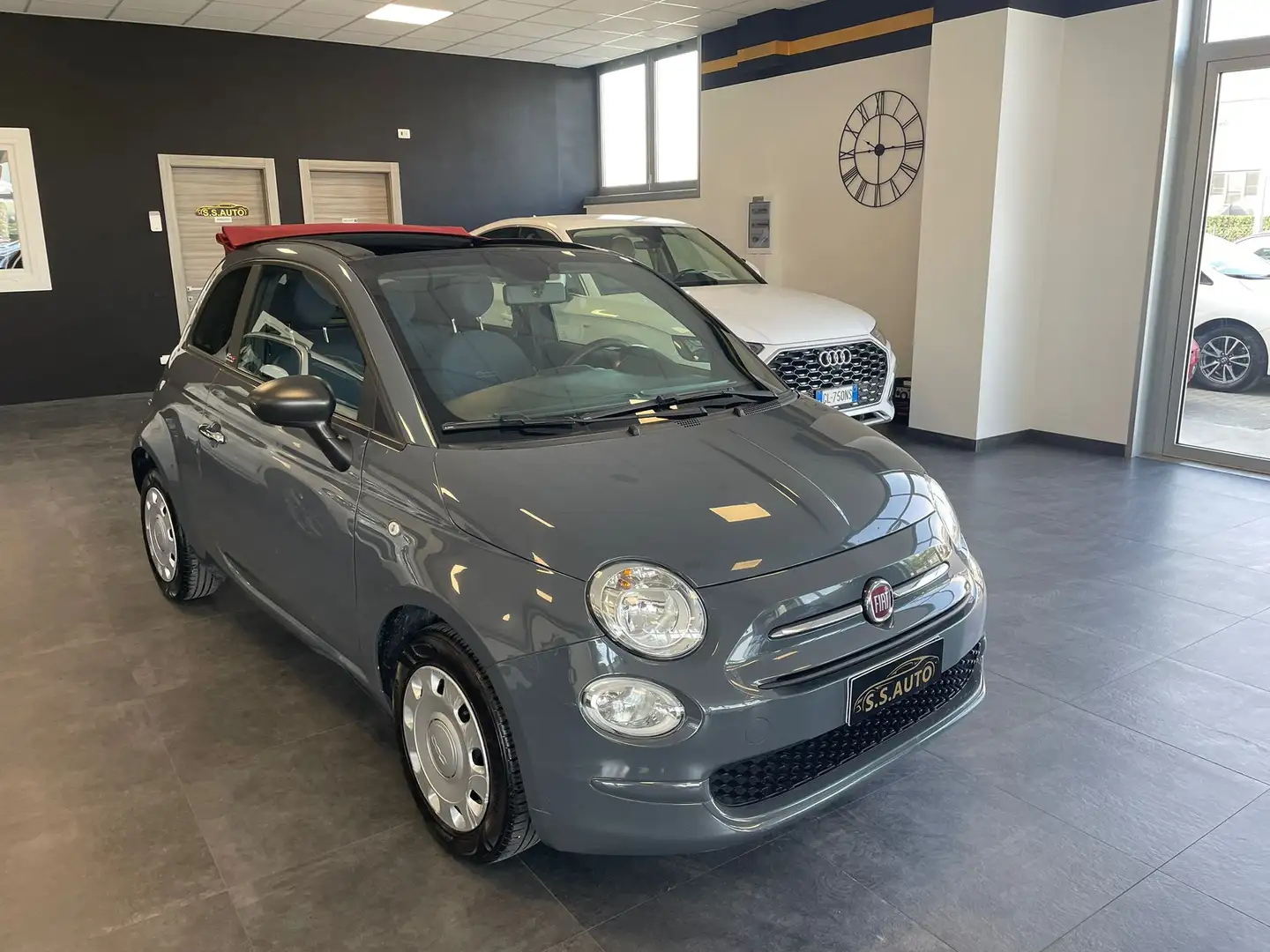 Fiat 500C 1.0 hybrid Dolcevita Special Edition 70cv Silber - 2