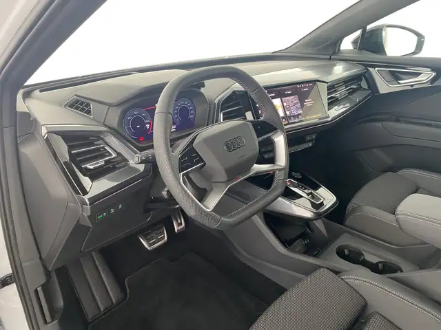 Audi Q4 E-Tron view 8