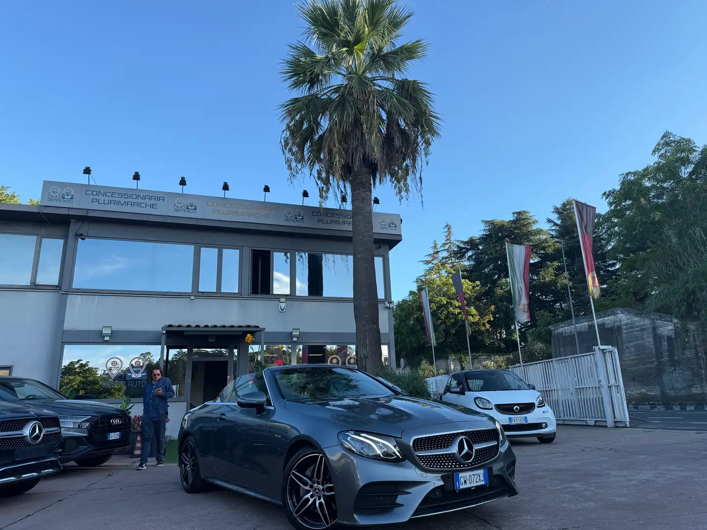 Mercedes-Benz E 200 E Cabrio 200 mhev (eq-boost) Premium Plus auto Gris - 1