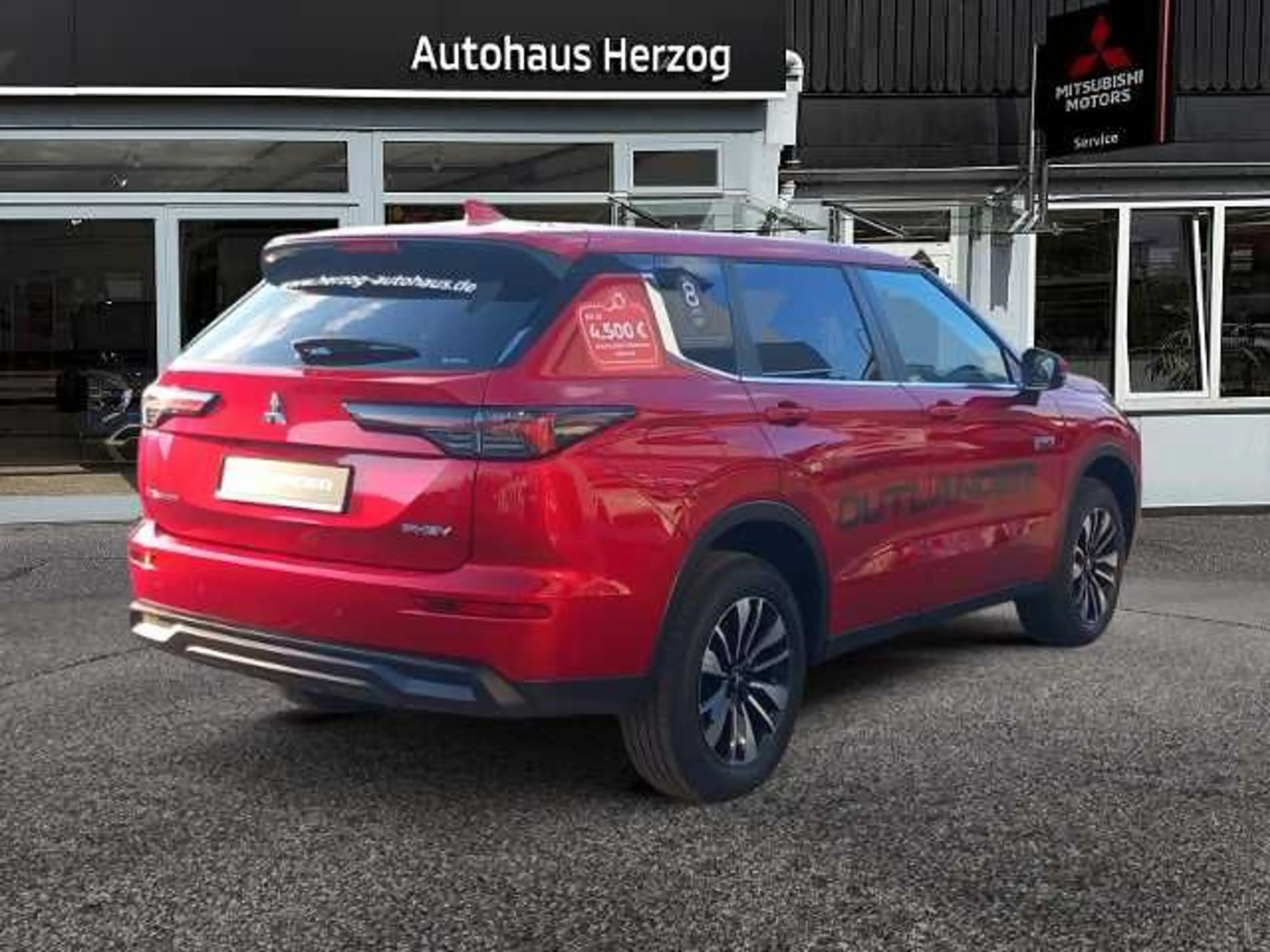 Mitsubishi Outlander 2.4L PHEV Diamant PLUS *STANDHEIZUNG* — photo 5